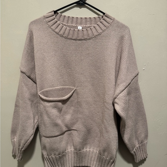 Cozy Cream Knit Sweater Small - Picture 2 of 9
